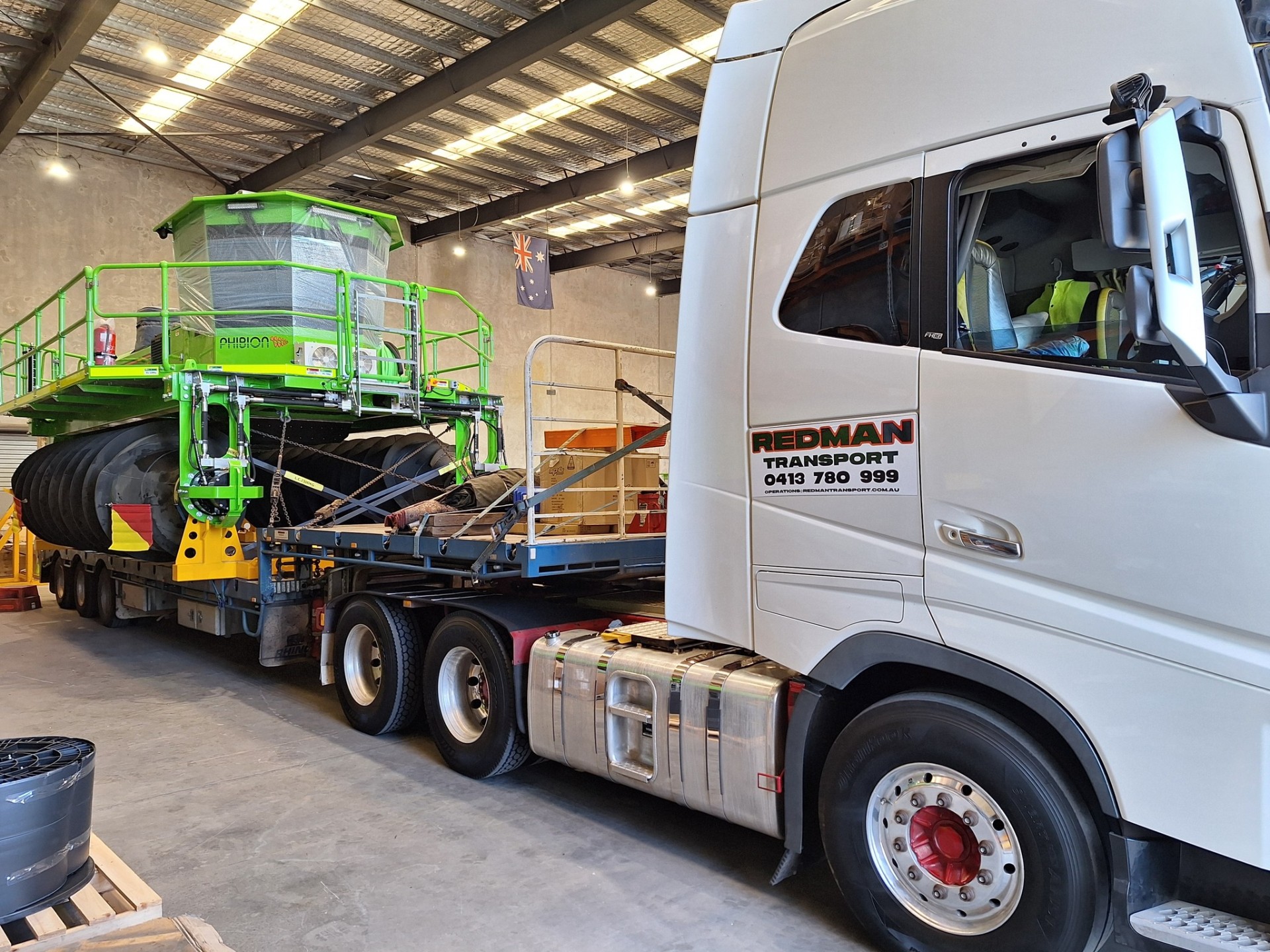 Load: Phibion Machine